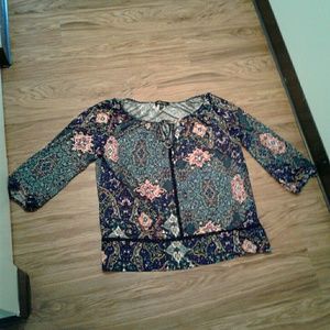 Women's long sleeve shirt
